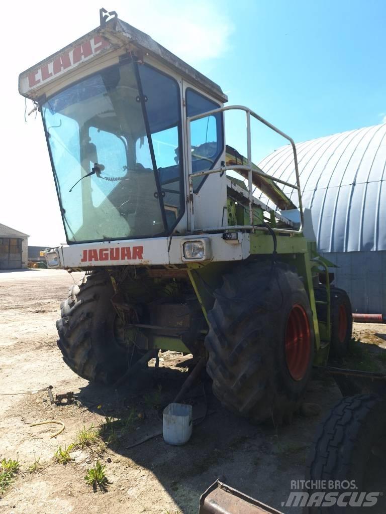 CLAAS Jaguar 690 SL Кормозбиральні комбайни