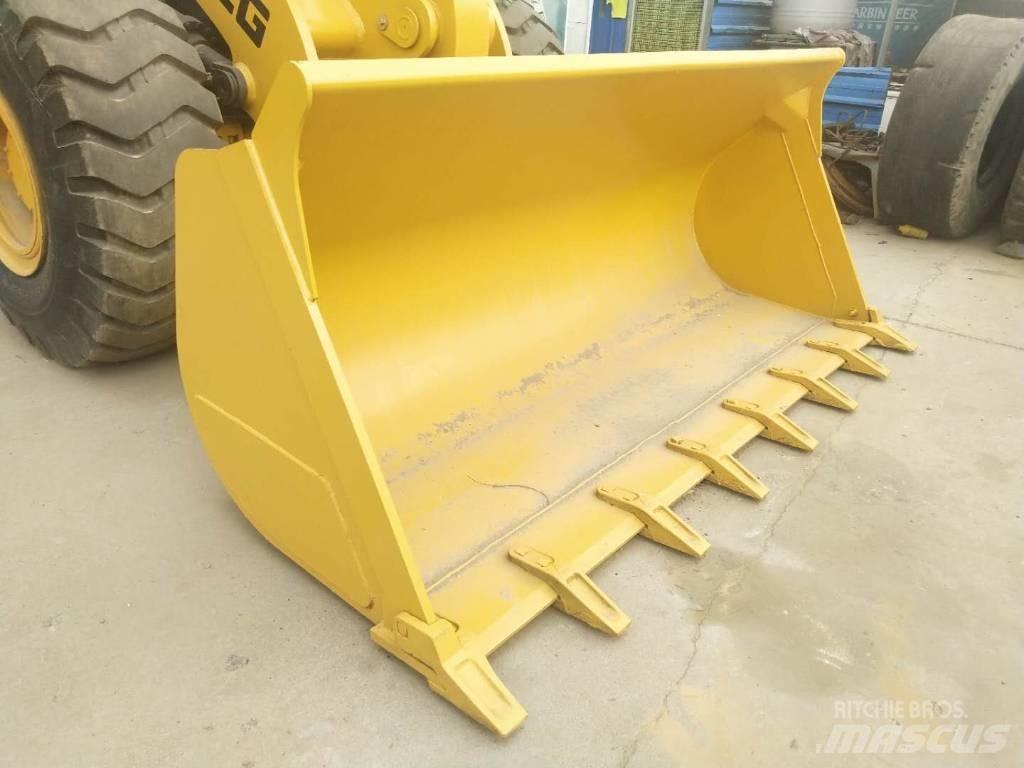 SDLG LG 956 L Фронтальні навантажувачі