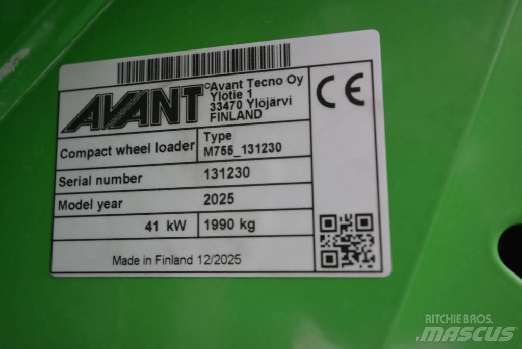 Avant 755i Малі навантажувачі