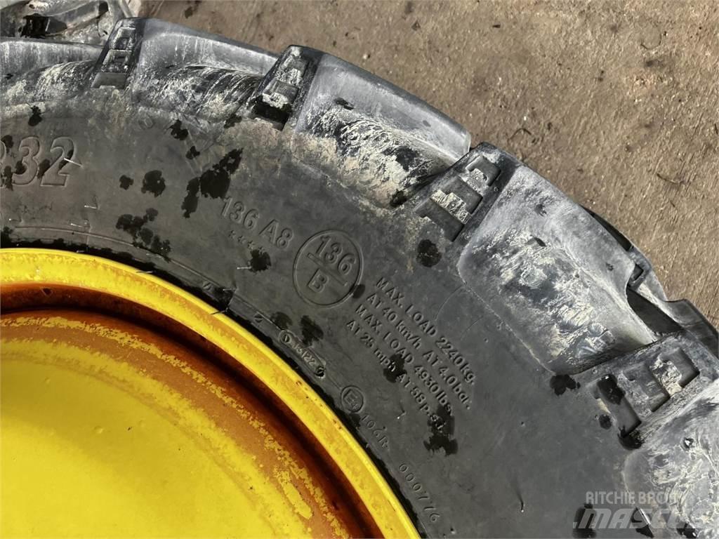 BKT 270/95R32 Колеса