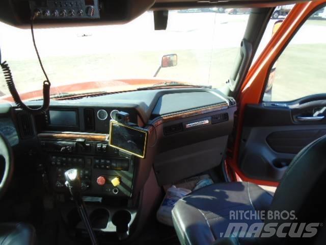 International LT 625 Тягачі