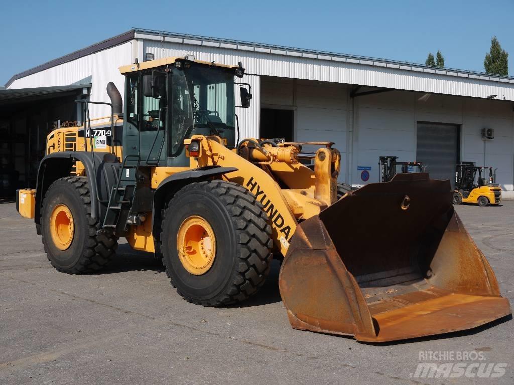 Hyundai HL 770-9 Фронтальні навантажувачі
