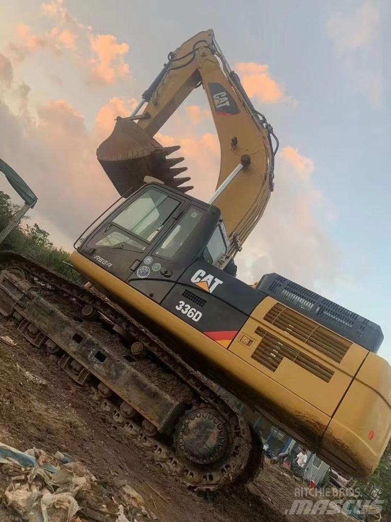 CAT 336 D Екскаватори з великим вилітом