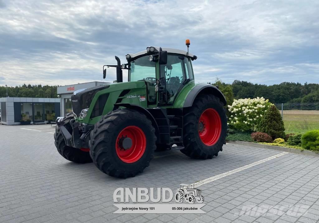 Fendt 826 Vario Трактори
