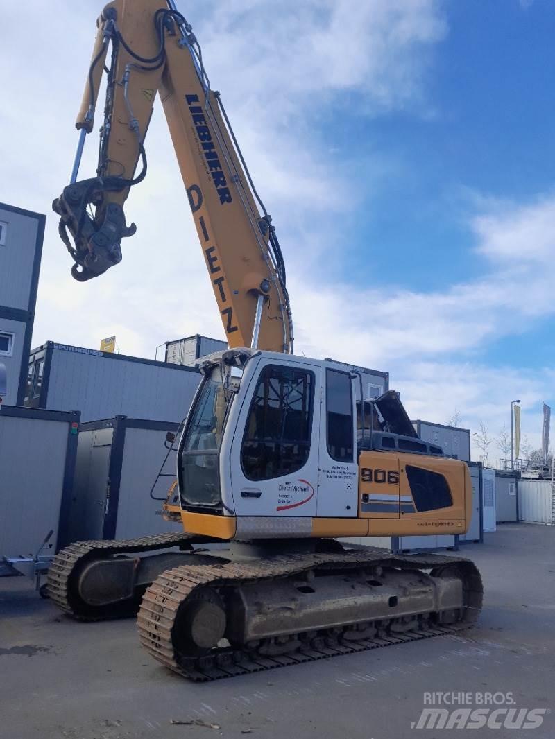 Liebherr R906 LC Гусеничні екскаватори