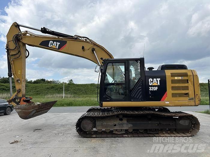 CAT 320FL Гусеничні екскаватори