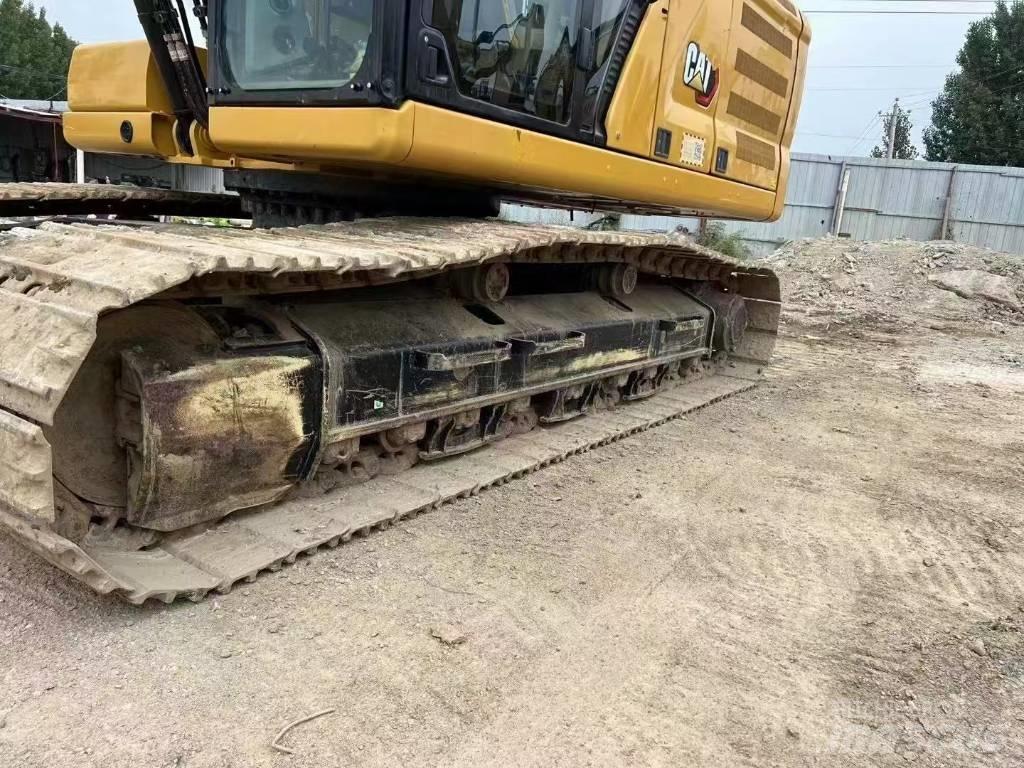 CAT 330GC Гусеничні екскаватори