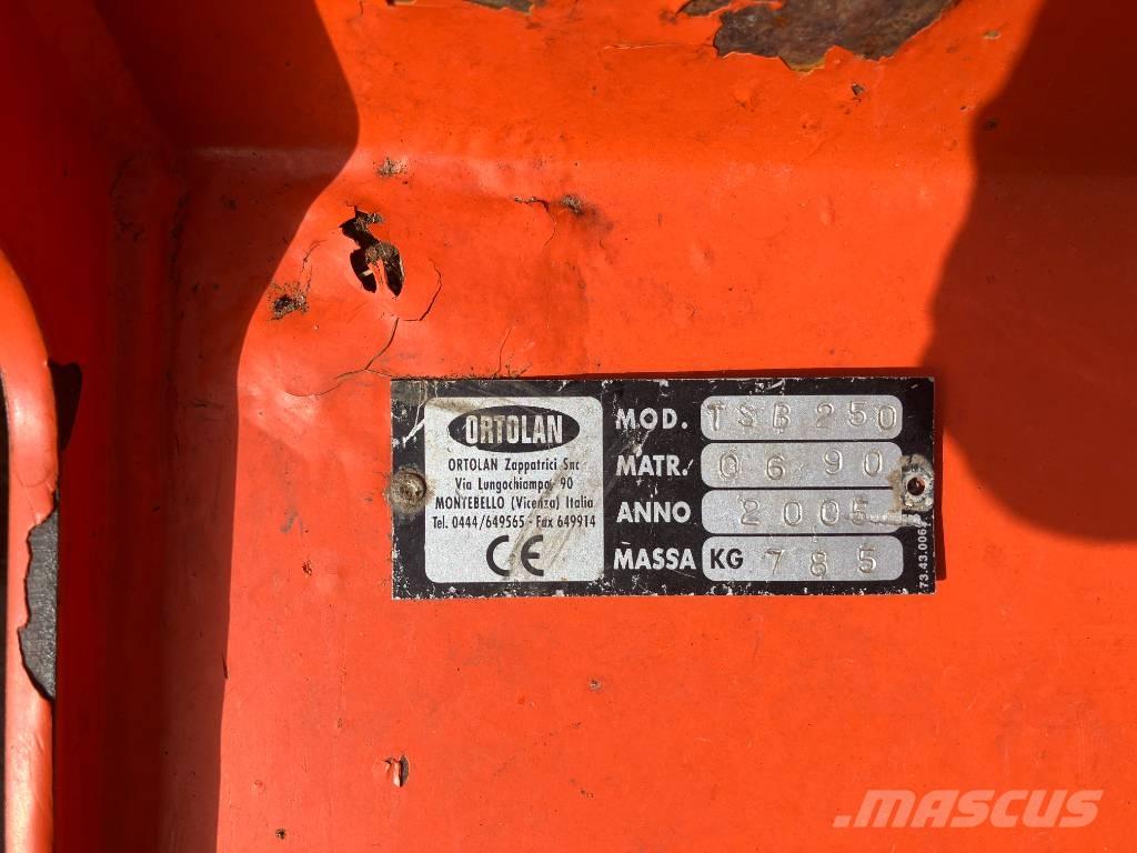 Ortolan 300 Газонні і лукові косилки