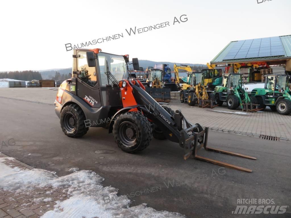 Hitachi ZW 75 Фронтальні навантажувачі