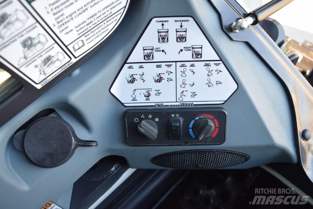 Bobcat S 750 Міні-навантажувачі