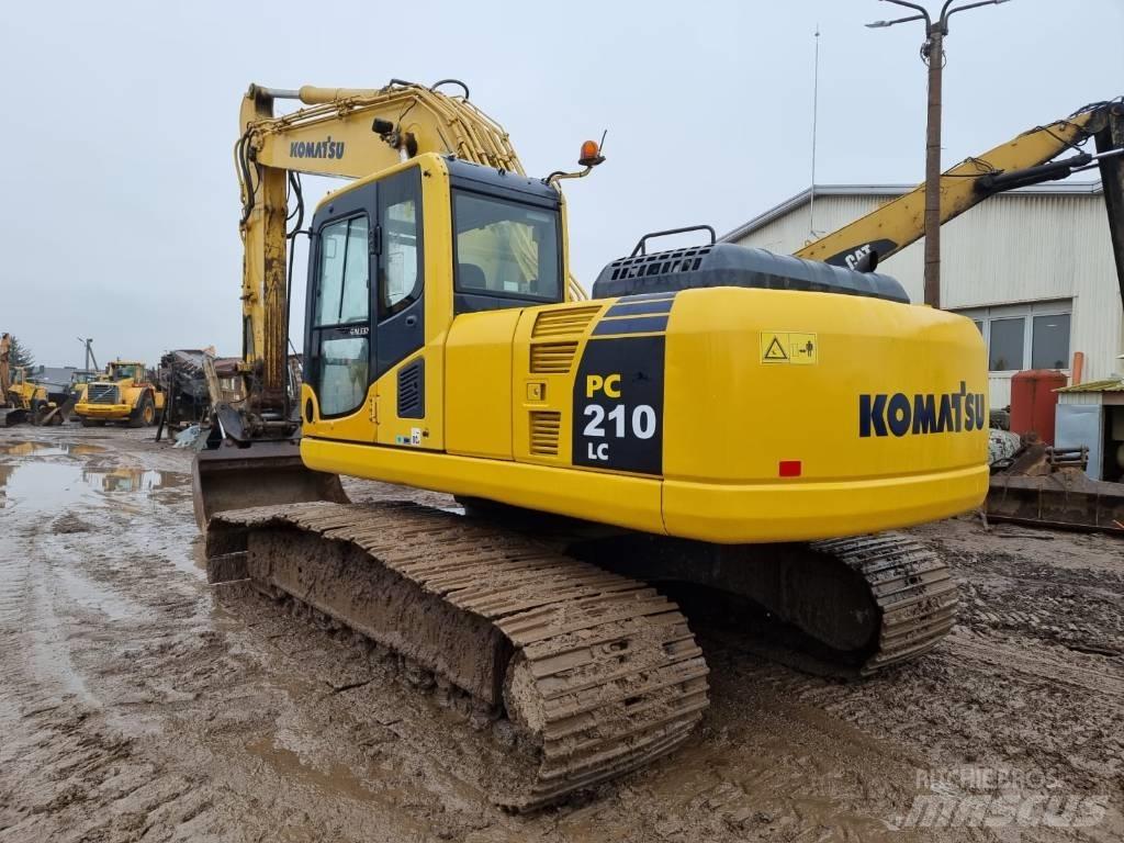 Komatsu PC 210-8 Гусеничні екскаватори