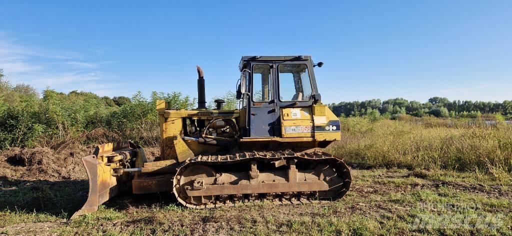 Komatsu D 58 E-1 Гусеничні бульдозери