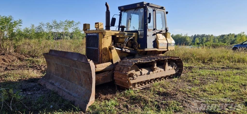 Komatsu D 58 E-1 Гусеничні бульдозери