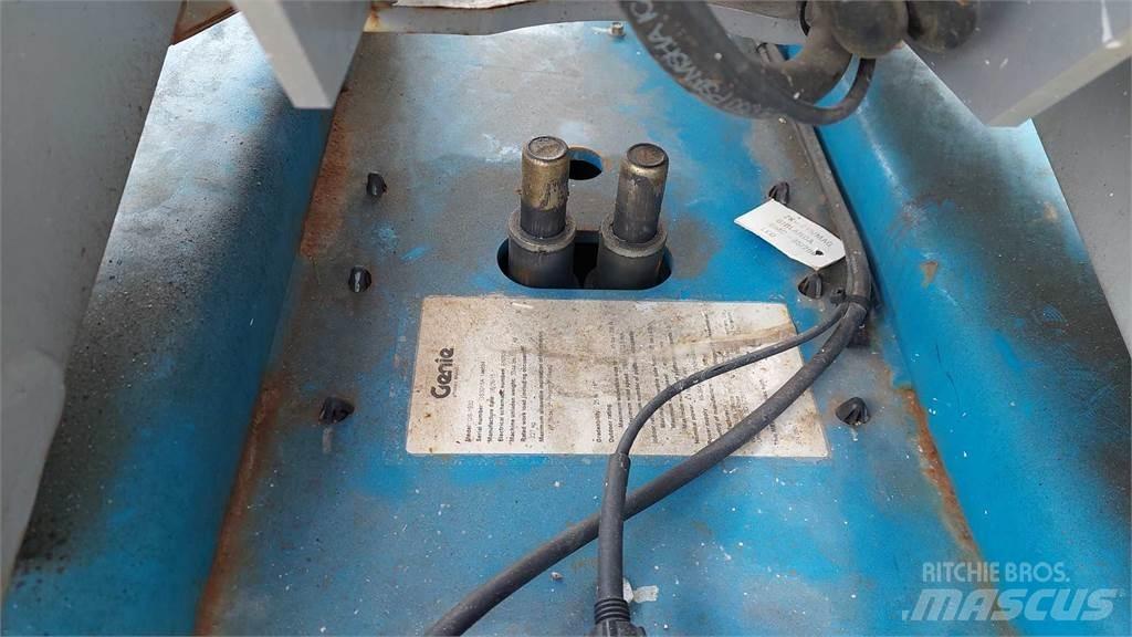 Genie GS1932 Підйомники-ножиці
