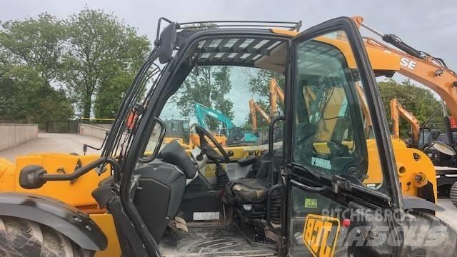 JCB 541-70 Agri Телескопічний навантажувач