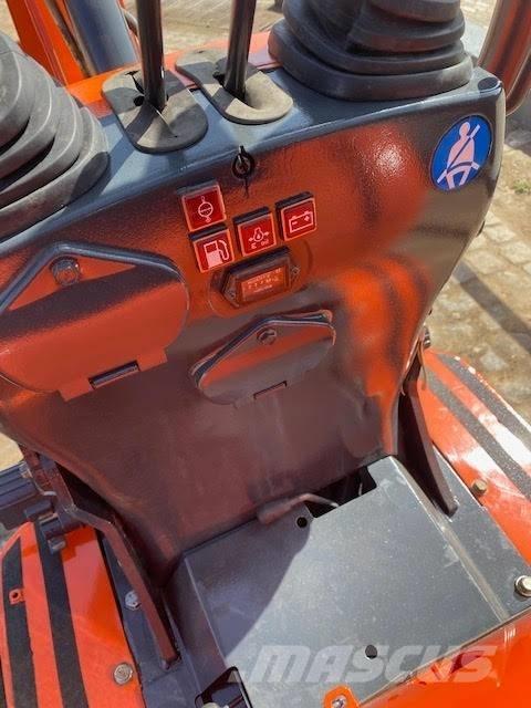 Kubota K 008-3 Міні-екскаватори < 7т