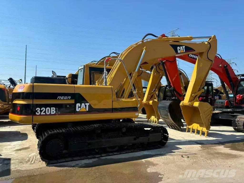 CAT 320 B L Гусеничні екскаватори