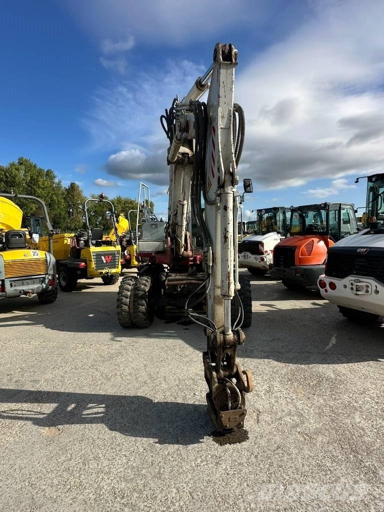 Takeuchi TB 175 W Колісні екскаватори