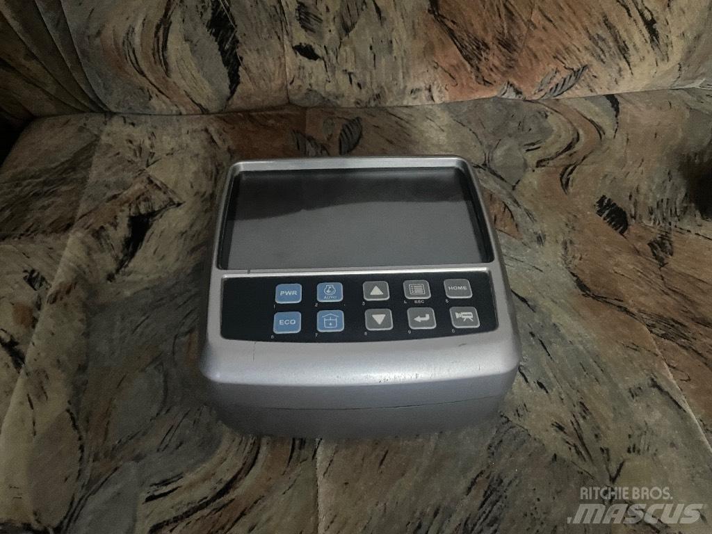 Doosan DX 140 LCR-3 Електроніка