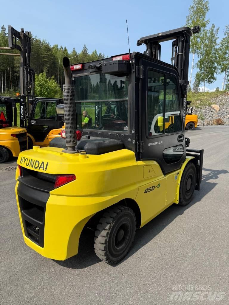Hyundai 45 D-9 Дизельні навантажувачі