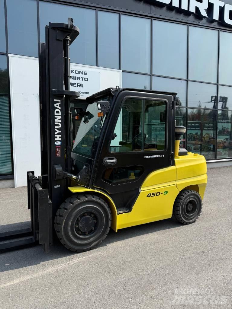 Hyundai 45 D-9 Дизельні навантажувачі