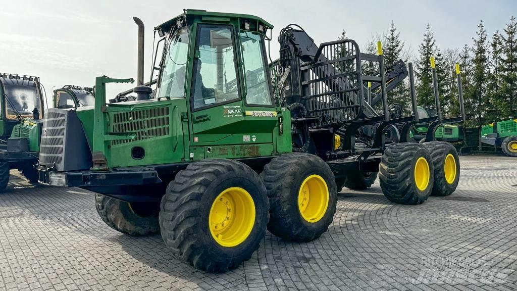John Deere 1110 D Форвардери