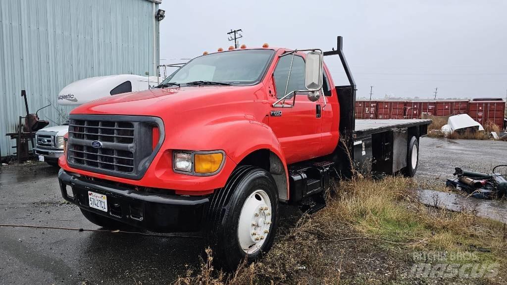 Ford F650 Вантажівки-платформи/бокове розвантаження