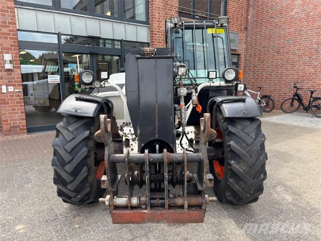 Bobcat T35100 Телескопічні навантажувачі