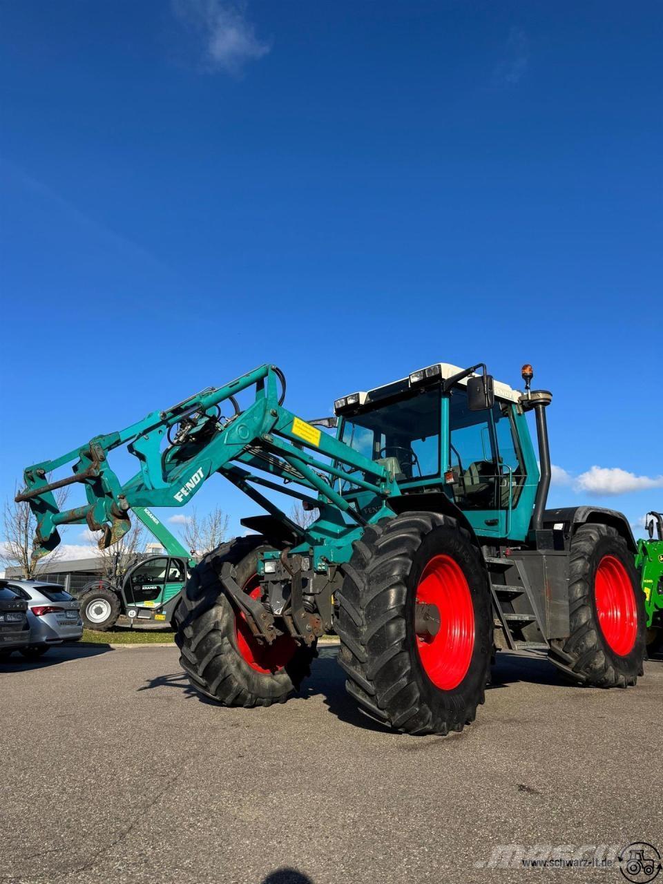 Fendt Xylon 520 Трактори