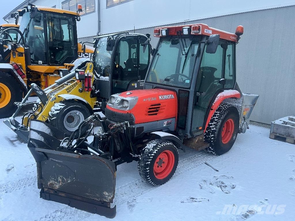 Kubota STV 36 Трактори