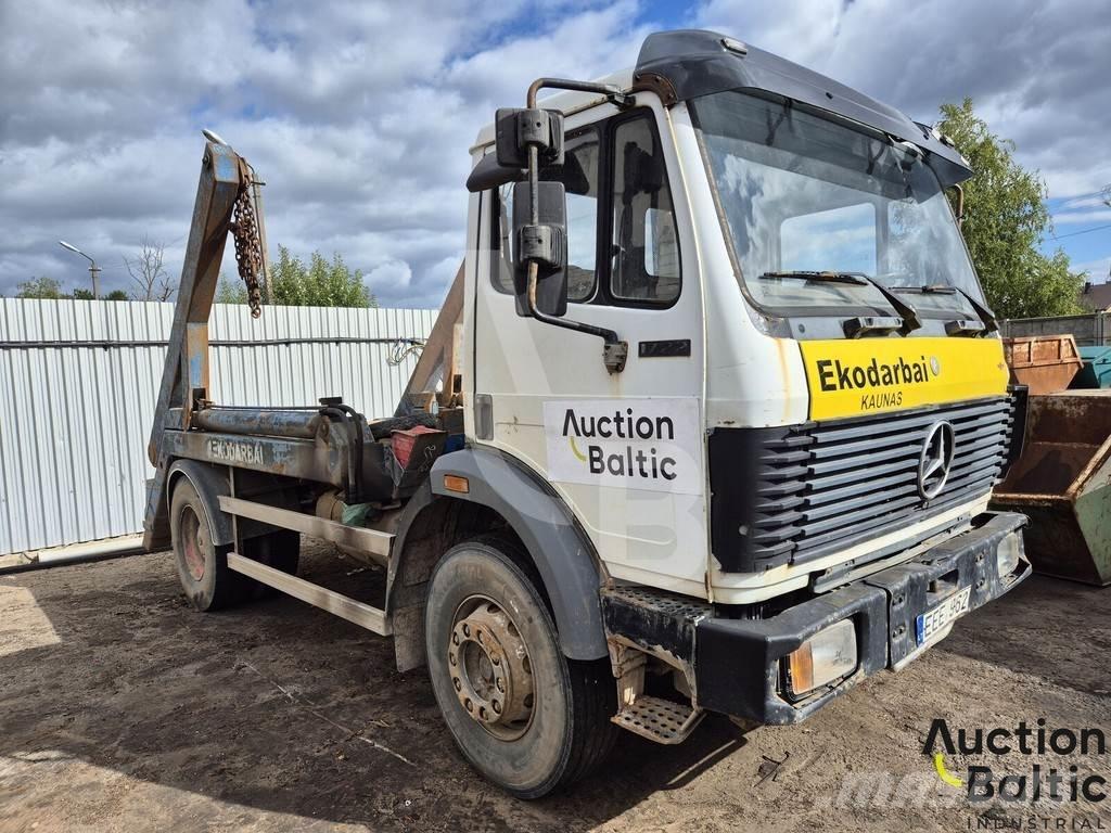 Mercedes-Benz 1722 Скіпові навантажувачі