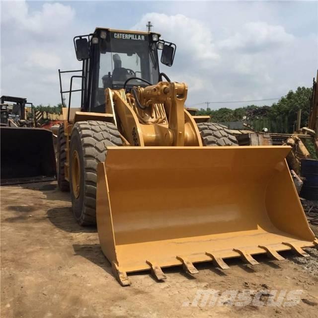 CAT 966G Фронтальні навантажувачі