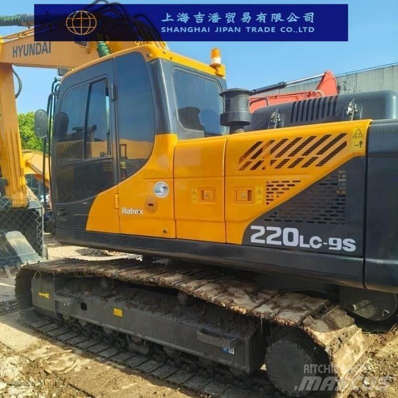 Hyundai R220 Середні екскаватори 7т. - 12т.