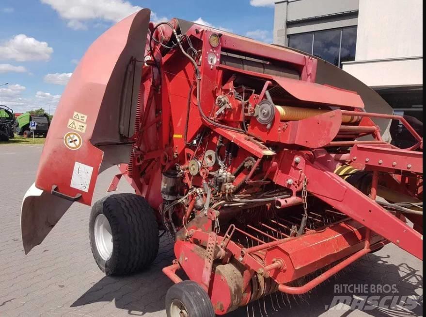 Lely RP 435 Рулонні прес-підбирачі