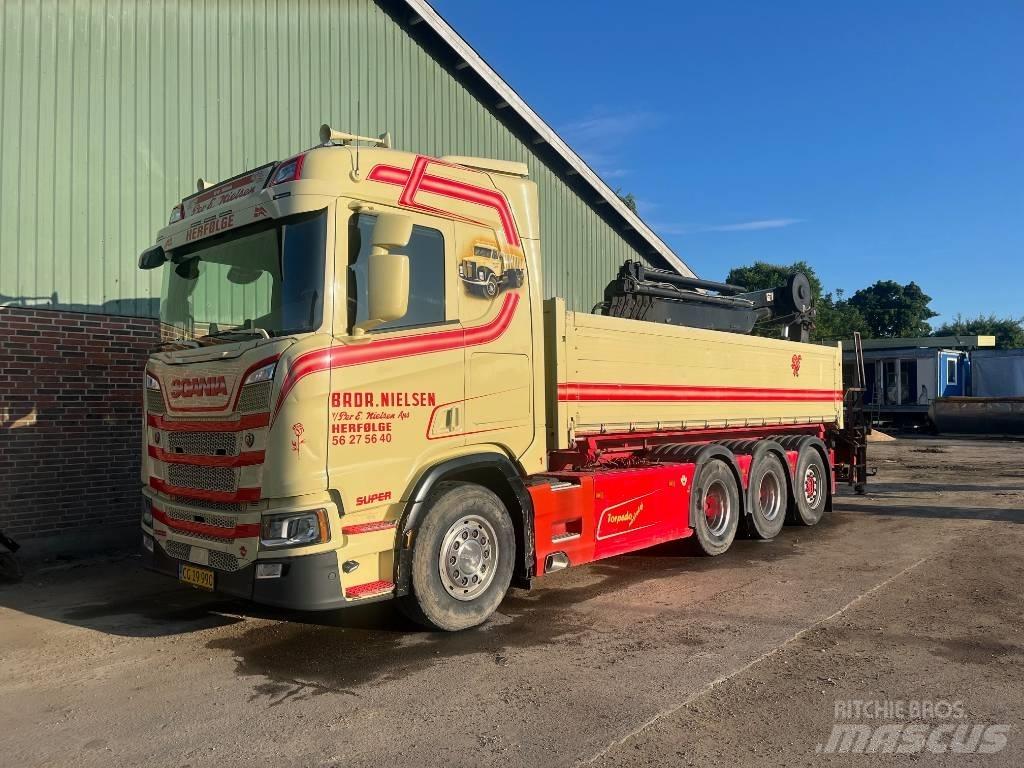 Scania R 520 Tridem Автокрани