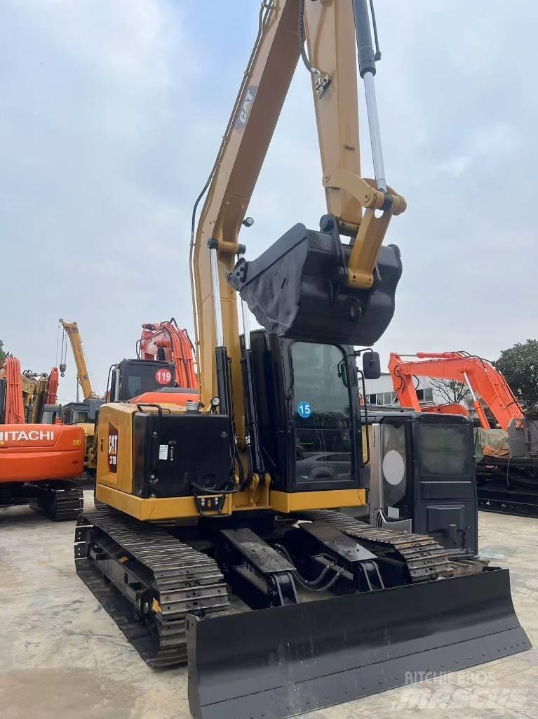 CAT 310 Гусеничні екскаватори