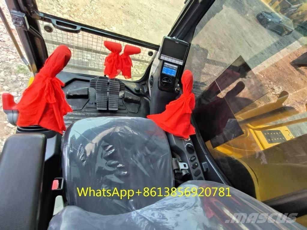 Komatsu PC 240-8 Середні екскаватори 7т. - 12т.