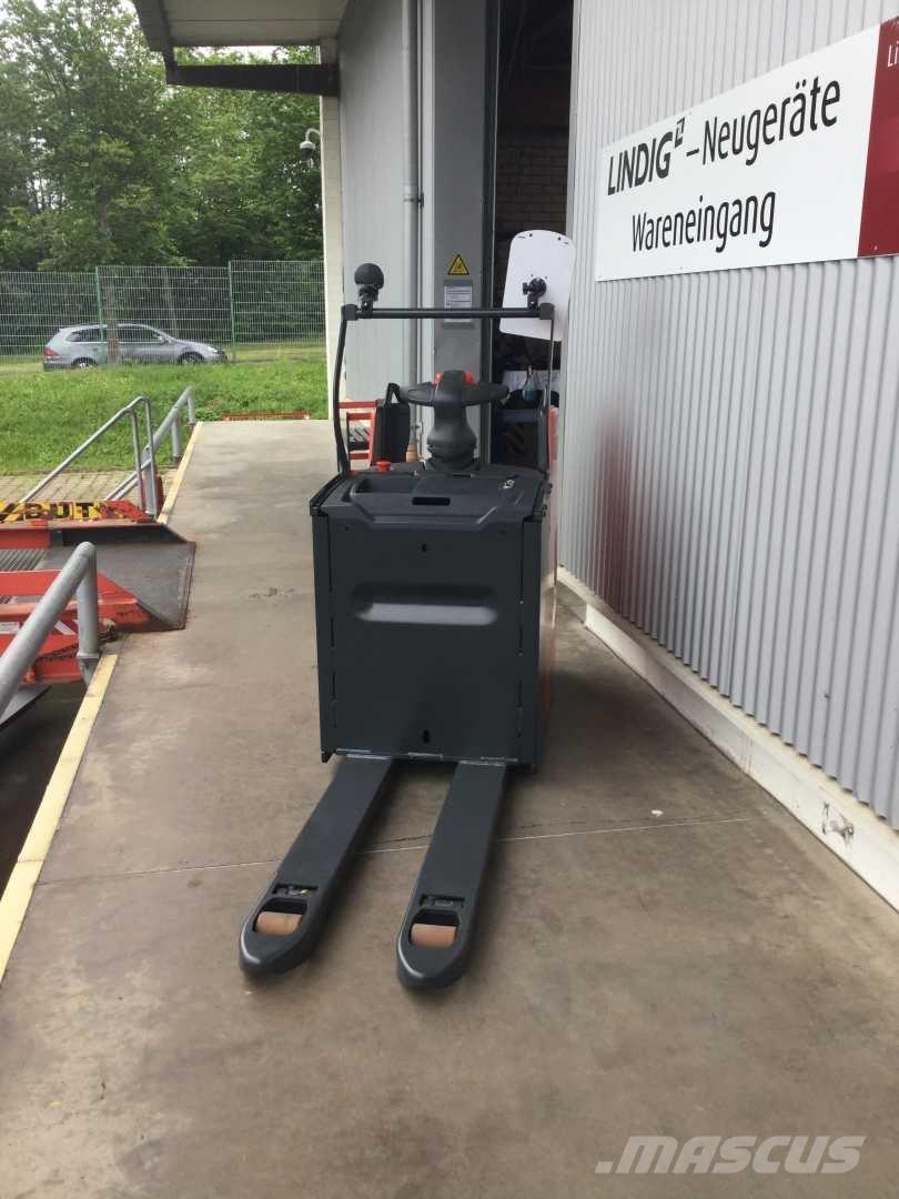 Linde T25FP Самохідні електроштабелери