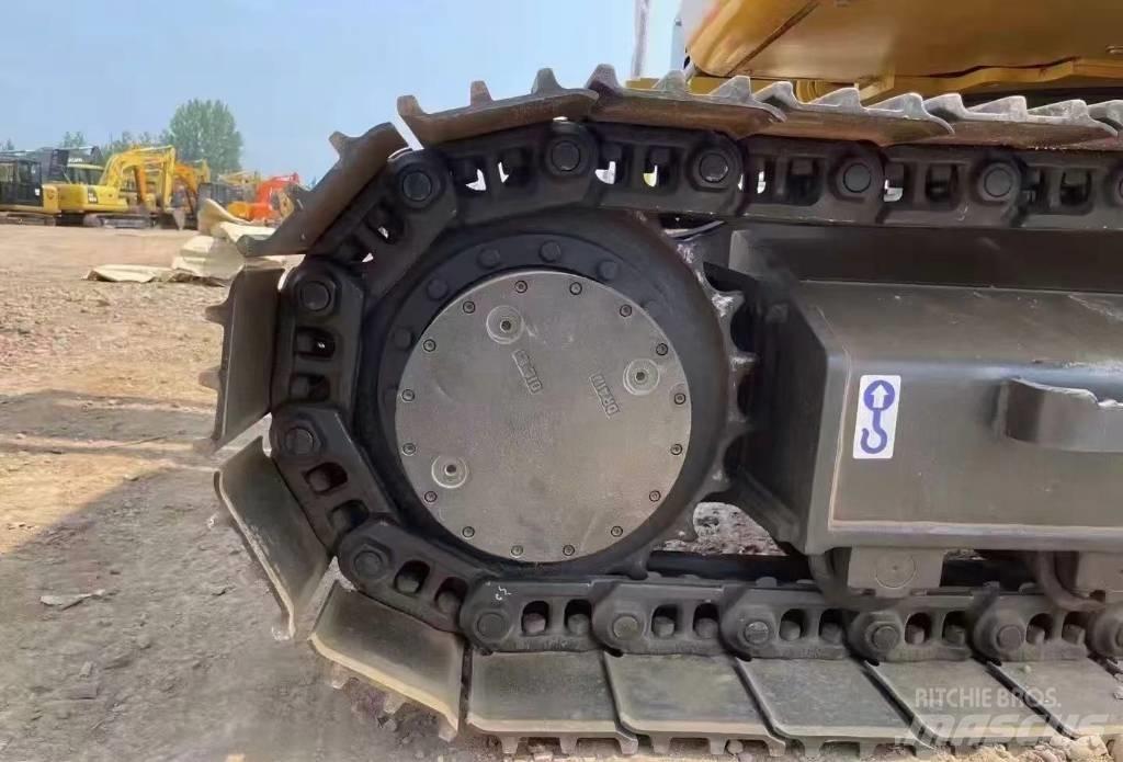 CAT 312 Гусеничні екскаватори
