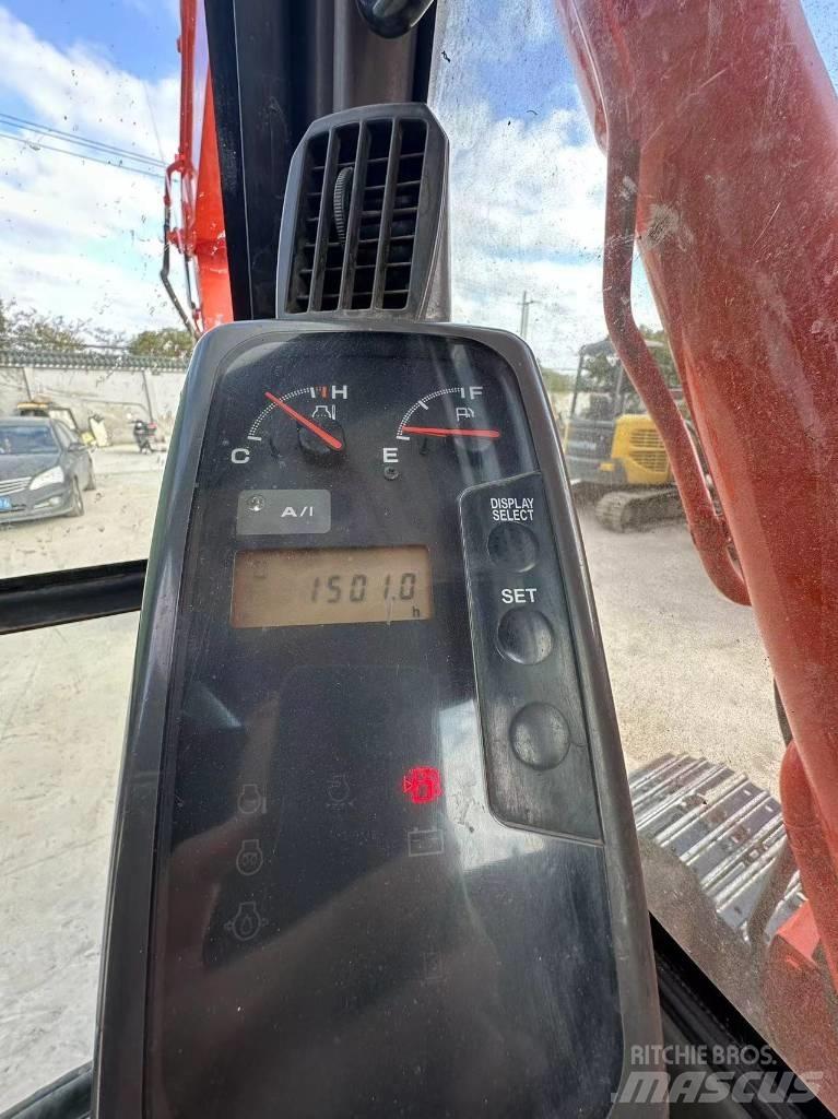 Hitachi ZX75US Міні-екскаватори < 7т
