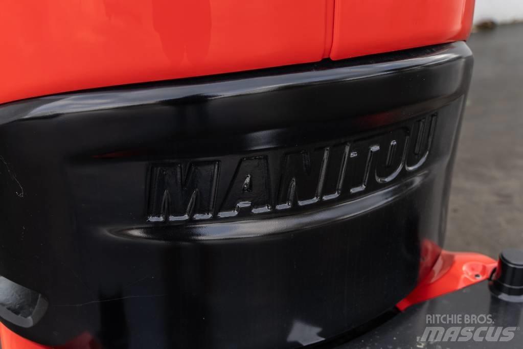 Manitou 100 VJR Вертикальні щоглові підйомники