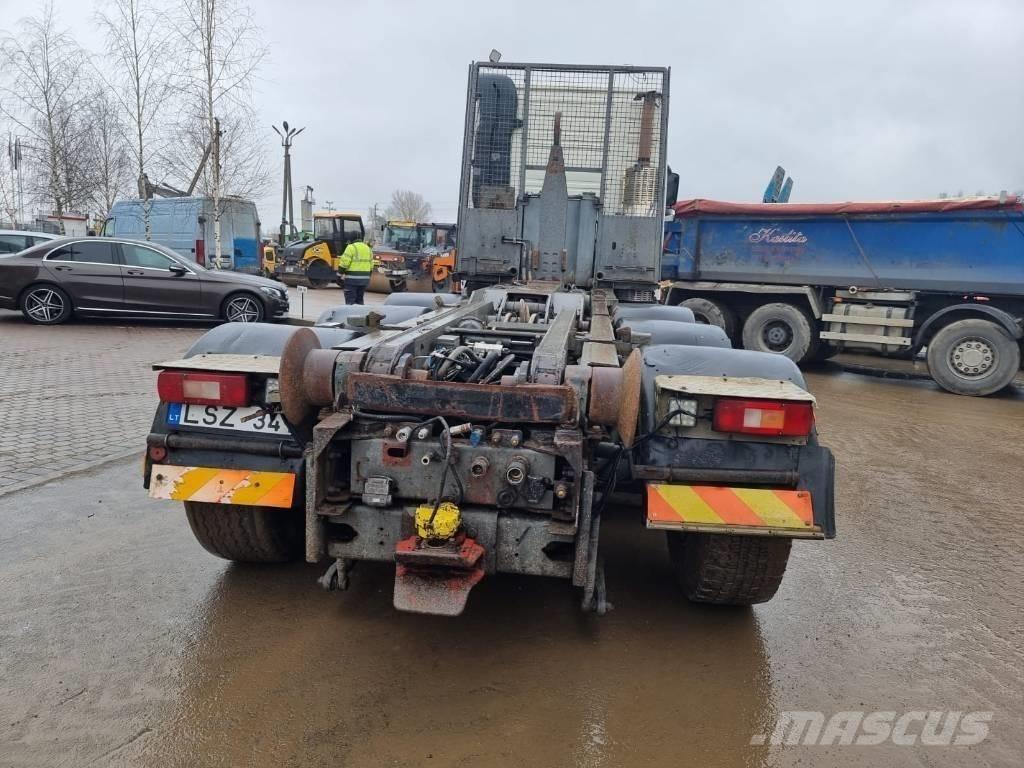 Volvo FH 12 Вантажівки з гаковим підйомом