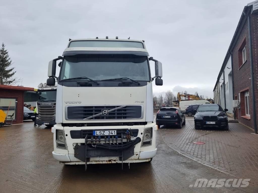 Volvo FH 12 Вантажівки з гаковим підйомом