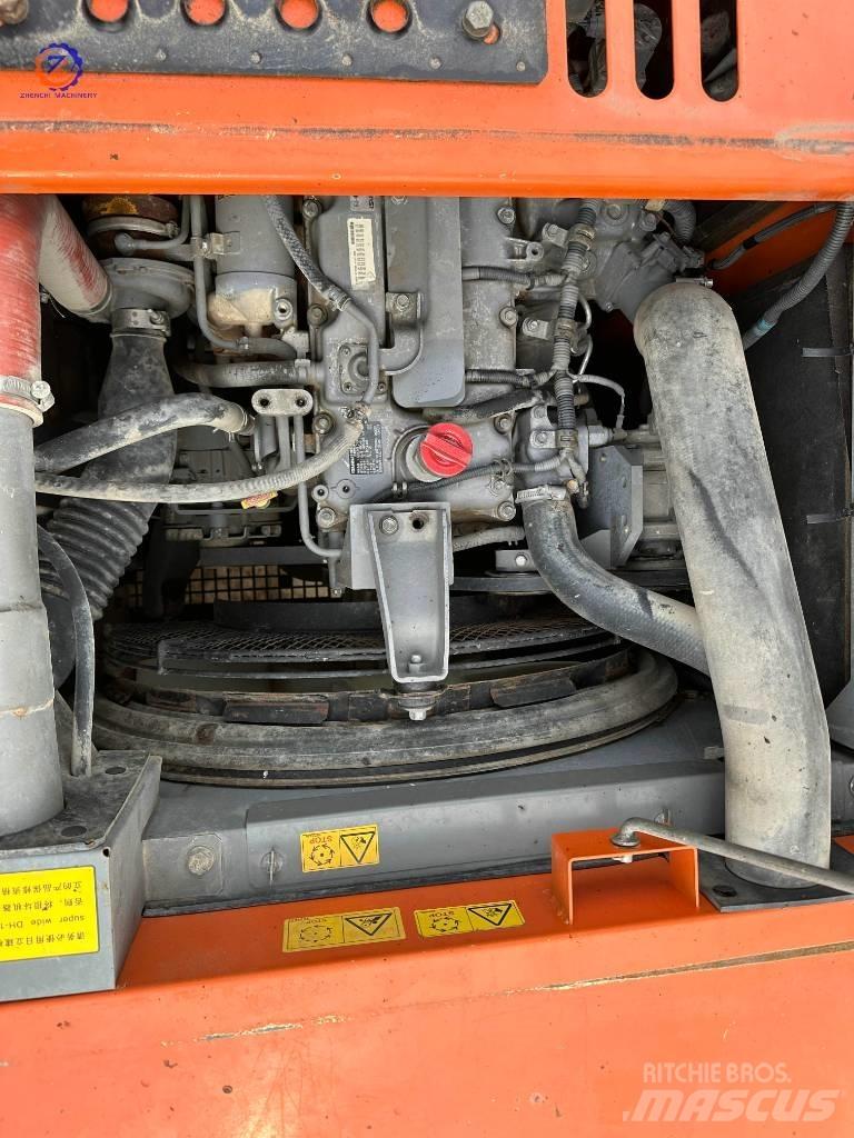 Hitachi ZX 130-5A Гусеничні екскаватори