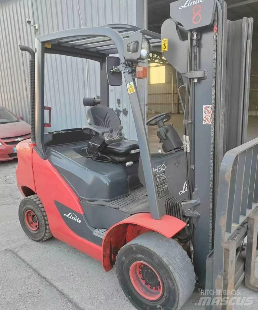Linde H 30 D Дизельні навантажувачі