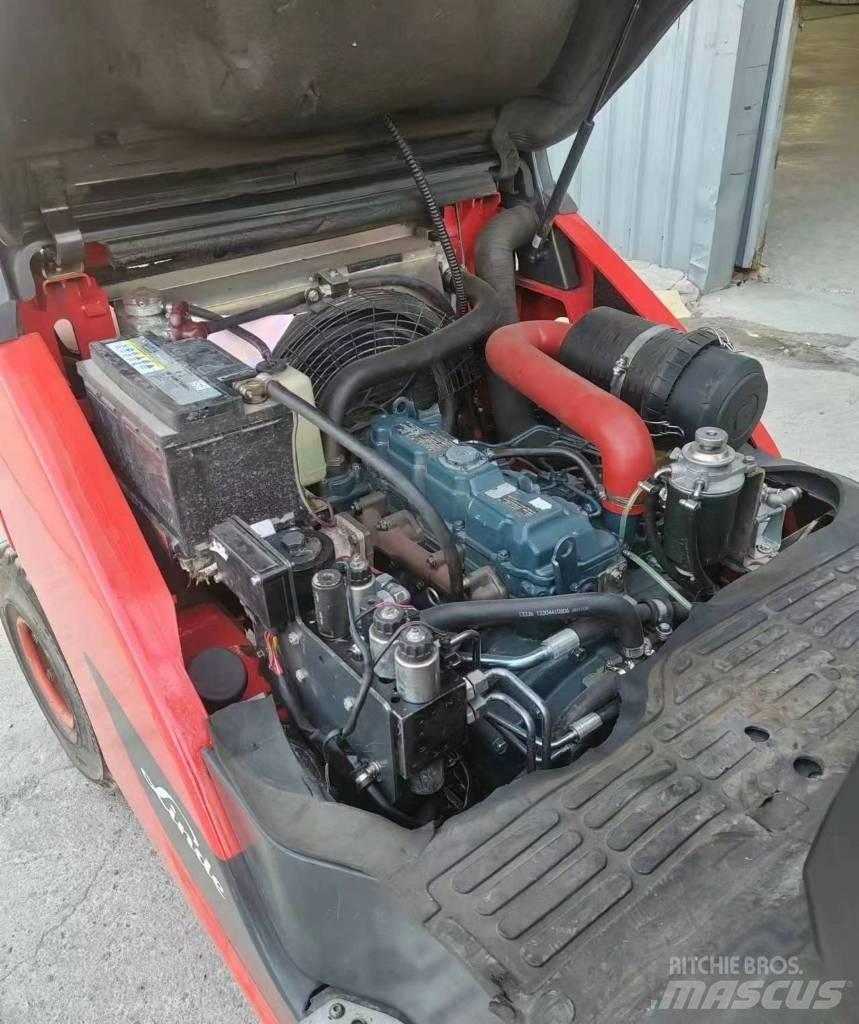 Linde H 30 D Дизельні навантажувачі