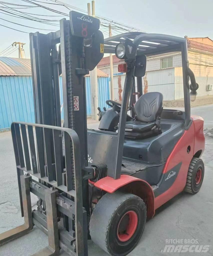 Linde H 30 D Дизельні навантажувачі