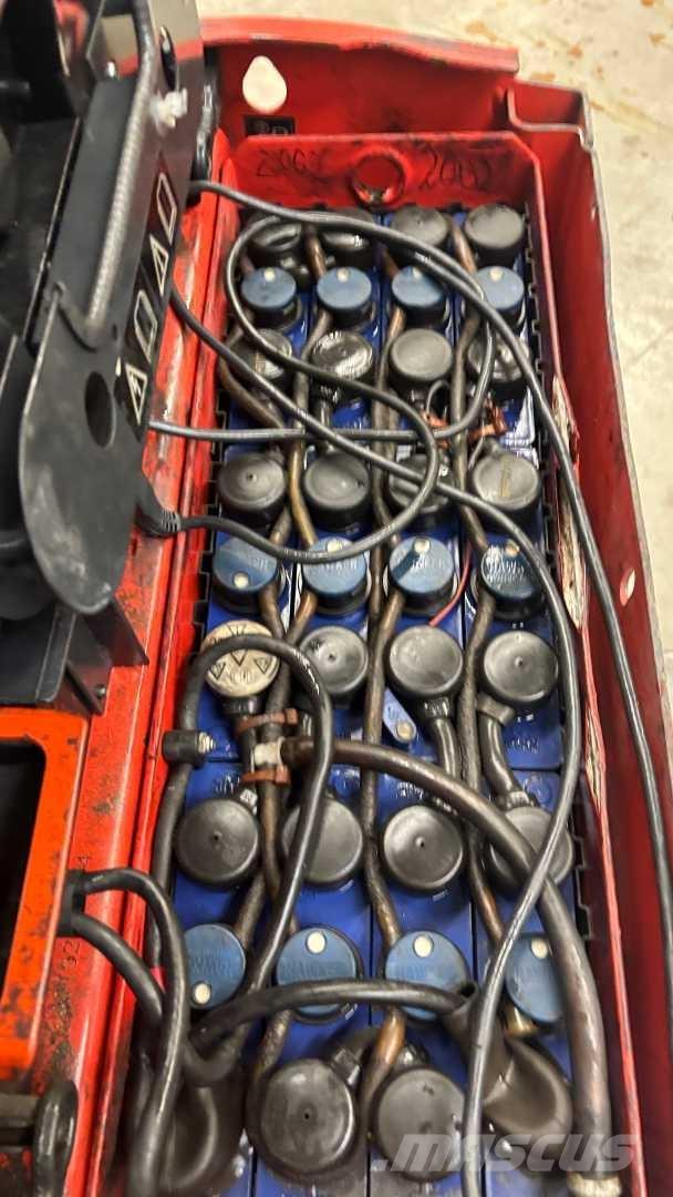 Linde T16 Ручний візок