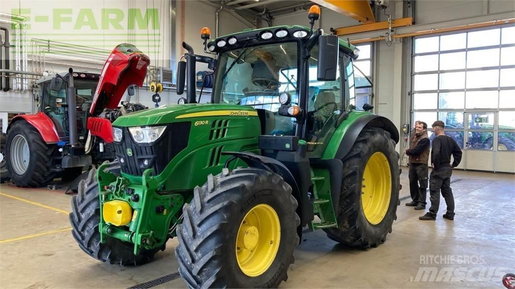 John Deere 6130R Трактори