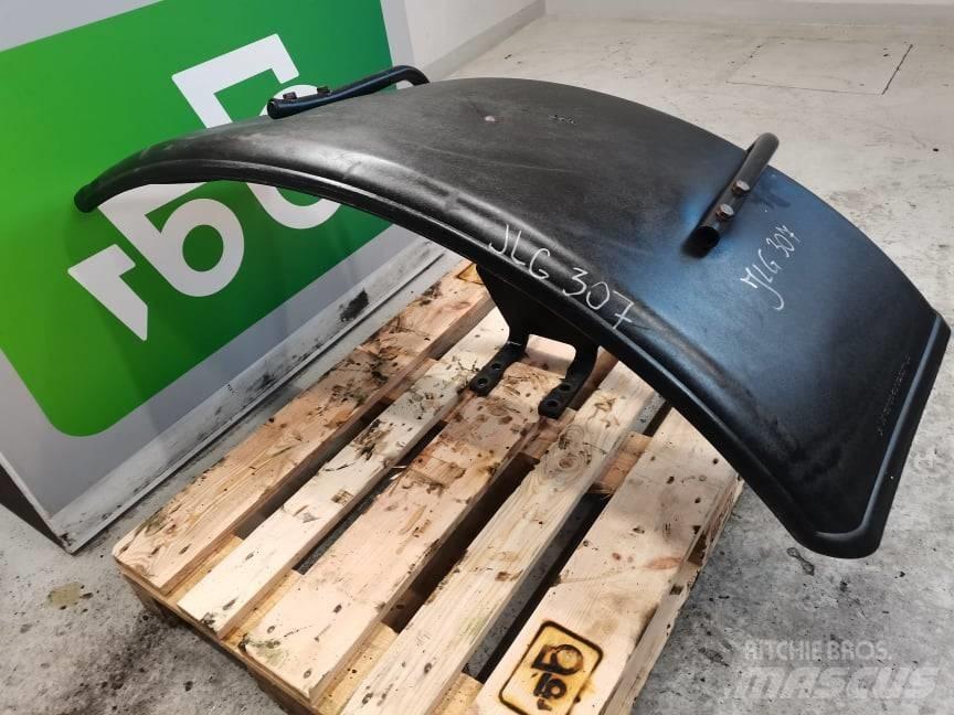 JLG 307 fender Шини